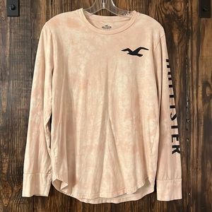 Long sleeve mens Hollister shirt.